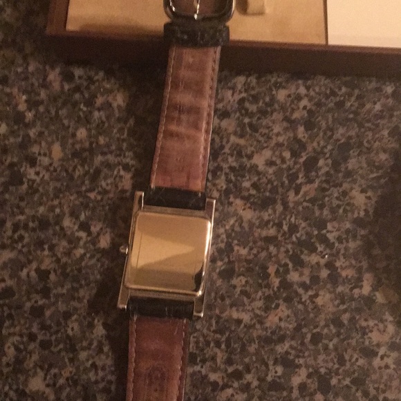 Authentic Coach Black Lexington watch. - Picture 4 of 4